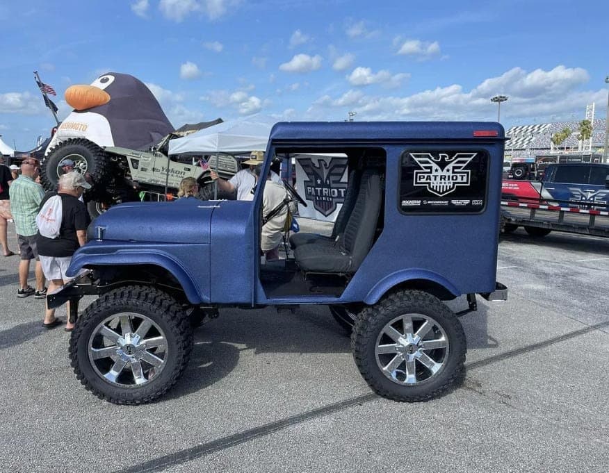A rig that lives outside all year
